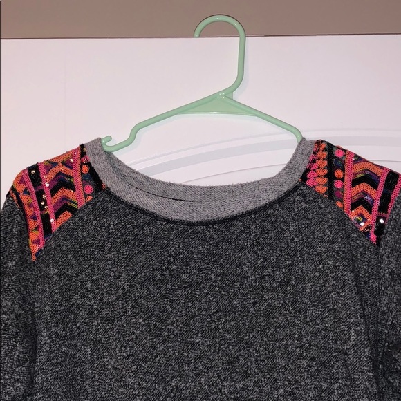 Sweatshirt - Picture 2 of 2